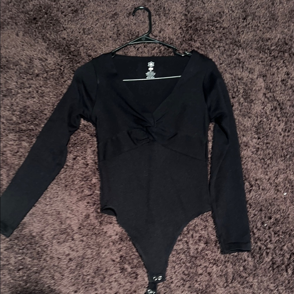 Aura Black Long-Sleeve Bodysuit V-Neck